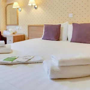 https://queens-hotel-blackpool.hotelsin-chester.com